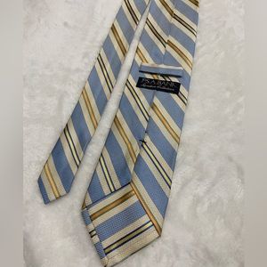 Joseph A Banks Signature Collection Tie. Preloved